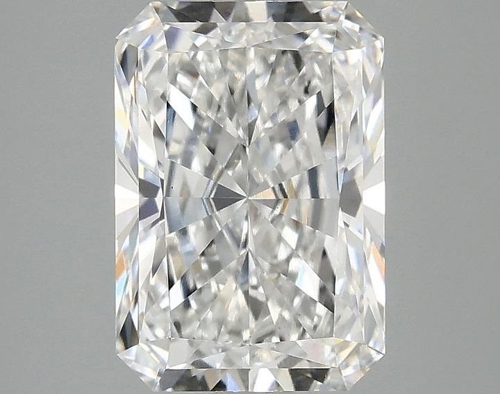 2.99 Carat Radiant Shaped Ideal Cut VVS2 IGI Certified Lab Grown Diamond