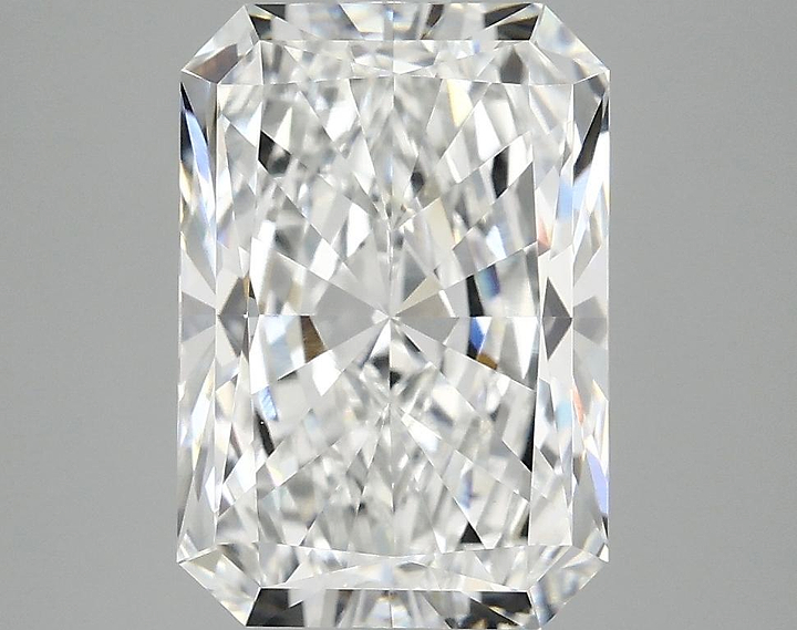 3.86 Carat Radiant Shaped Ideal Cut VVS2 IGI Certified Lab Grown Diamond