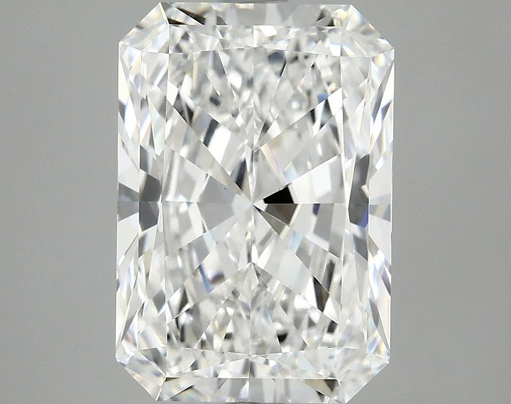 4.01 Carat Radiant Shaped Ideal Cut VVS2 IGI Certified Lab Grown Diamond