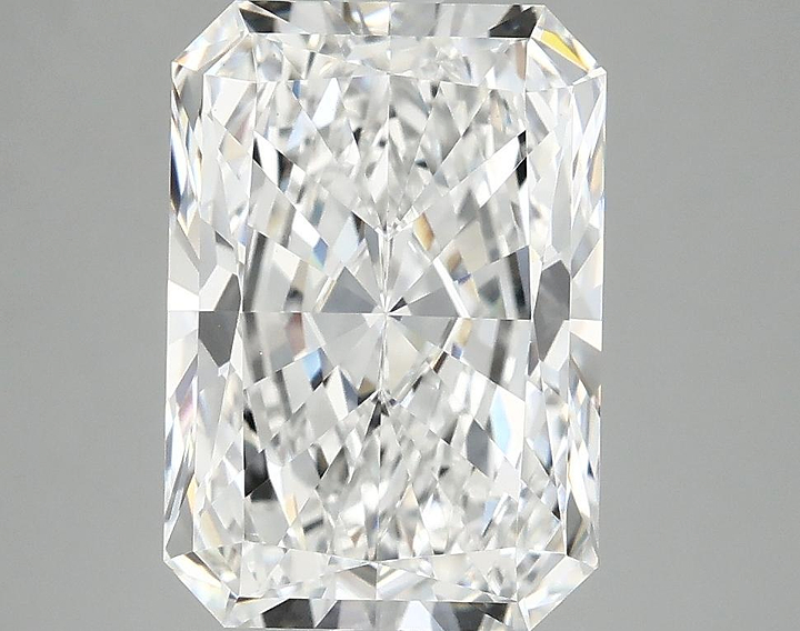 4.01 Carat Radiant Shaped Ideal Cut VVS2 IGI Certified Lab Grown Diamond