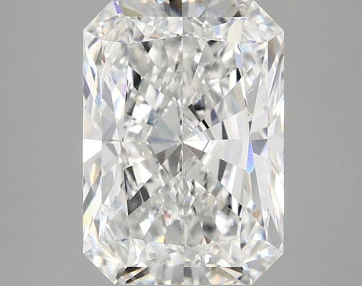 3.08 Carat Radiant Shaped Ideal Cut VS1 IGI Certified Lab Grown Diamond