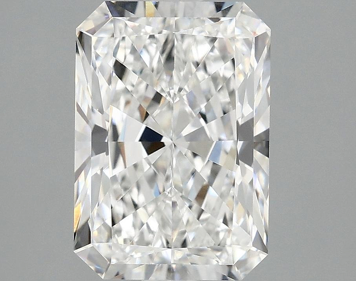 2.97 Carat Radiant Shaped Ideal Cut VVS2 IGI Certified Lab Grown Diamond