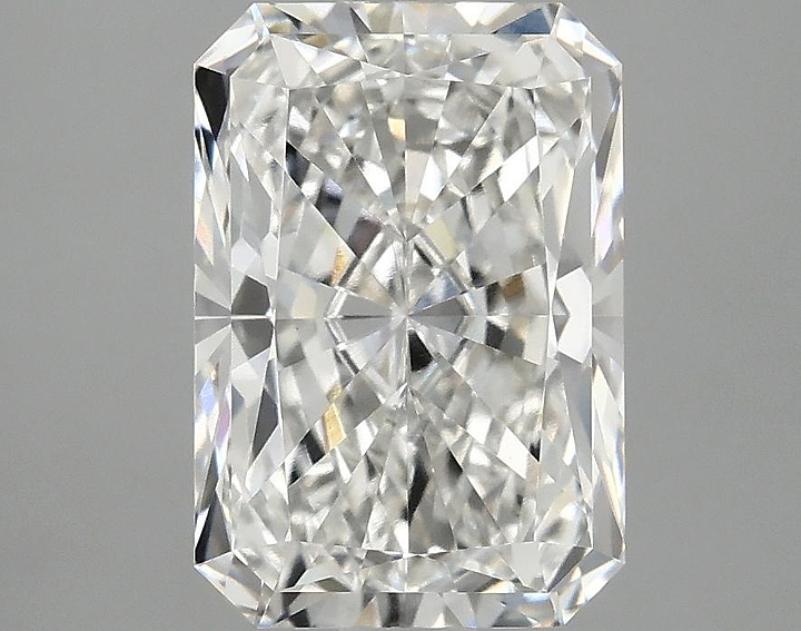 3.01 Carat Radiant Shaped Ideal Cut VVS2 IGI Certified Lab Grown Diamond