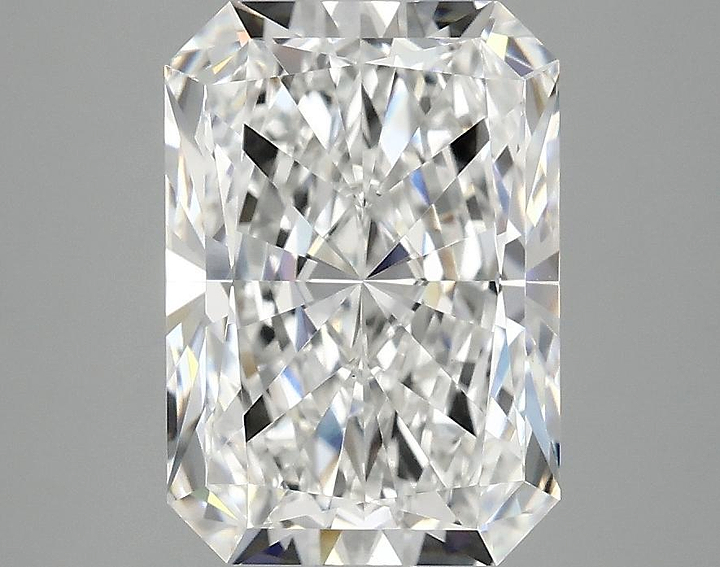 3.09 Carat Radiant Shaped Ideal Cut VVS2 IGI Certified Lab Grown Diamond