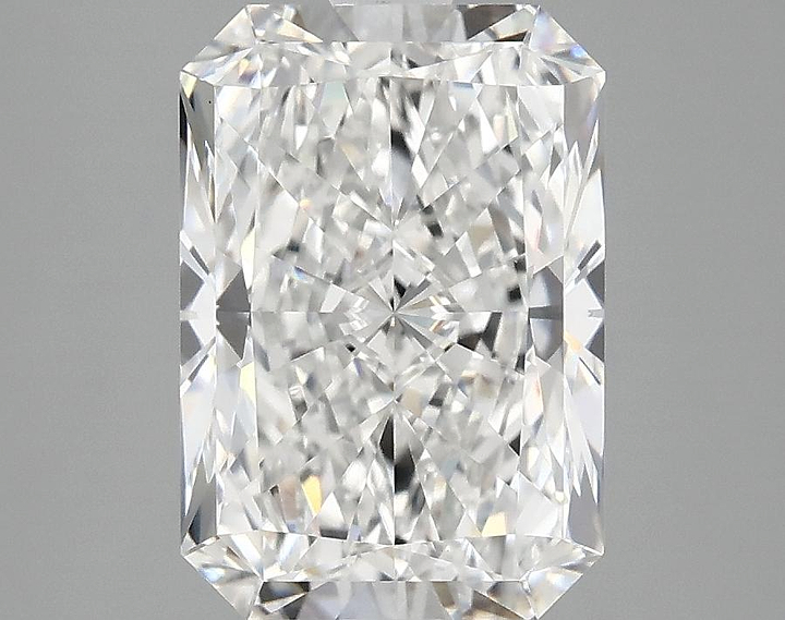 3.06 Carat Radiant Shaped Ideal Cut VS1 IGI Certified Lab Grown Diamond