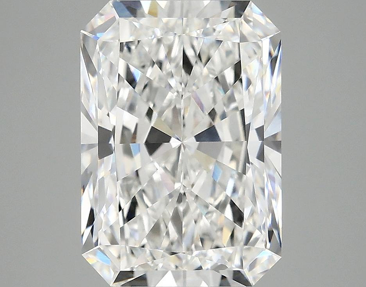 4.07 Carat Radiant Shaped Ideal Cut VVS2 IGI Certified Lab Grown Diamond