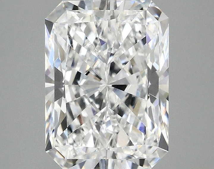 3.0 Carat Radiant Shaped Excellent Cut VS1 IGI Certified Lab Grown Diamond