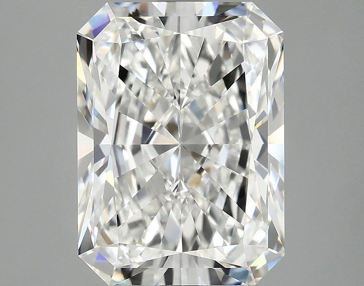 4.95 Carat Radiant Shaped Excellent Cut VVS2 IGI Certified Lab Grown Diamond