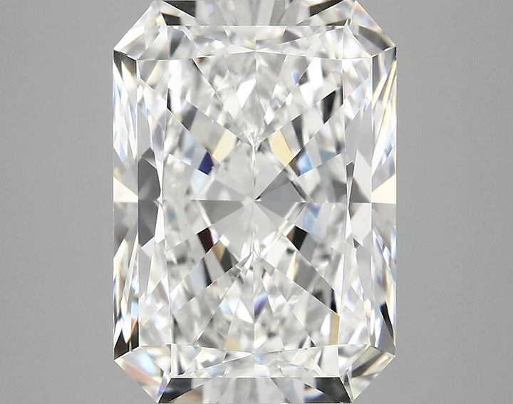 4.99 Carat Radiant Shaped Ideal Cut VVS2 IGI Certified Lab Grown Diamond