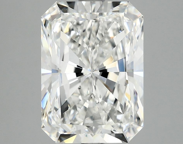 4.03 Carat Radiant Shaped Excellent Cut VVS2 IGI Certified Lab Grown Diamond