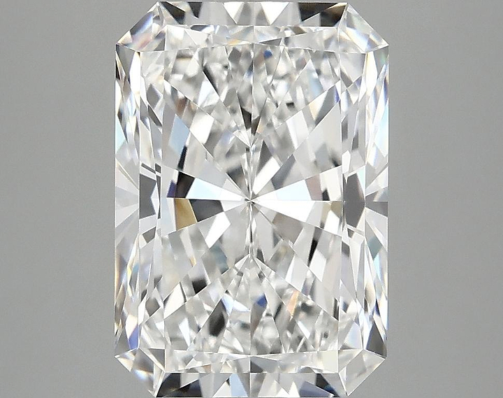 4.04 Carat Radiant Shaped Ideal Cut VVS2 IGI Certified Lab Grown Diamond