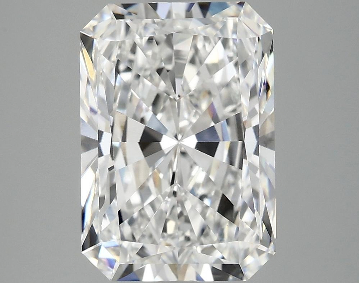 4.18 Carat Radiant Shaped Ideal Cut VVS2 IGI Certified Lab Grown Diamond