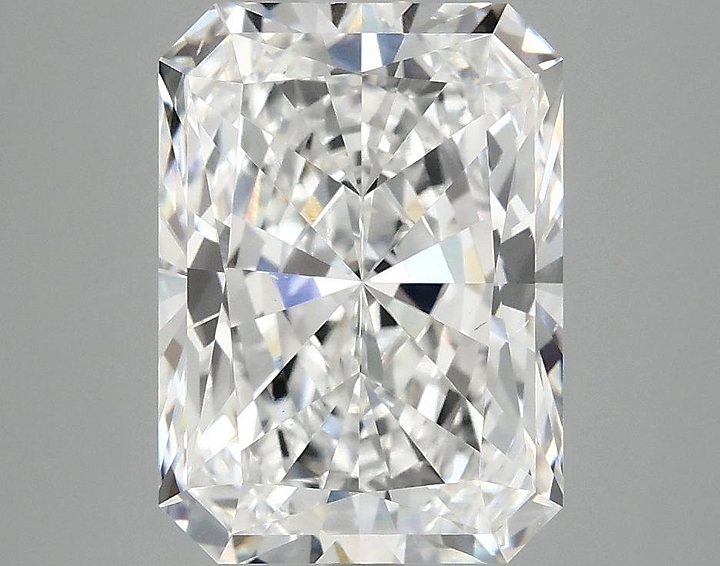4.01 Carat Radiant Shaped Excellent Cut VS2 IGI Certified Lab Grown Diamond