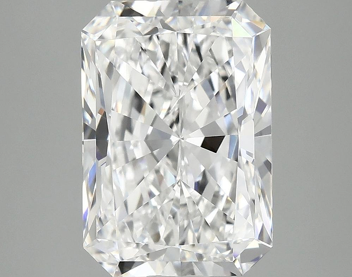 4.06 Carat Radiant Shaped Ideal Cut VVS2 IGI Certified Lab Grown Diamond