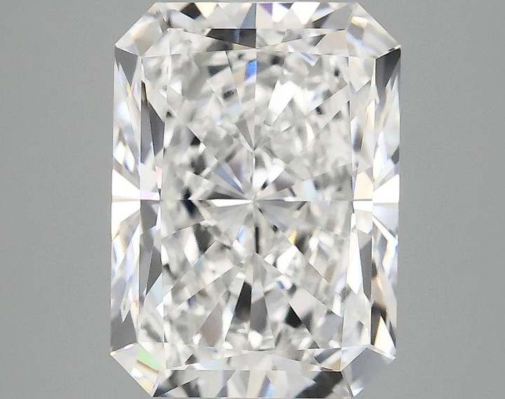 3.92 Carat Radiant Shaped Excellent Cut VVS2 IGI Certified Lab Grown Diamond