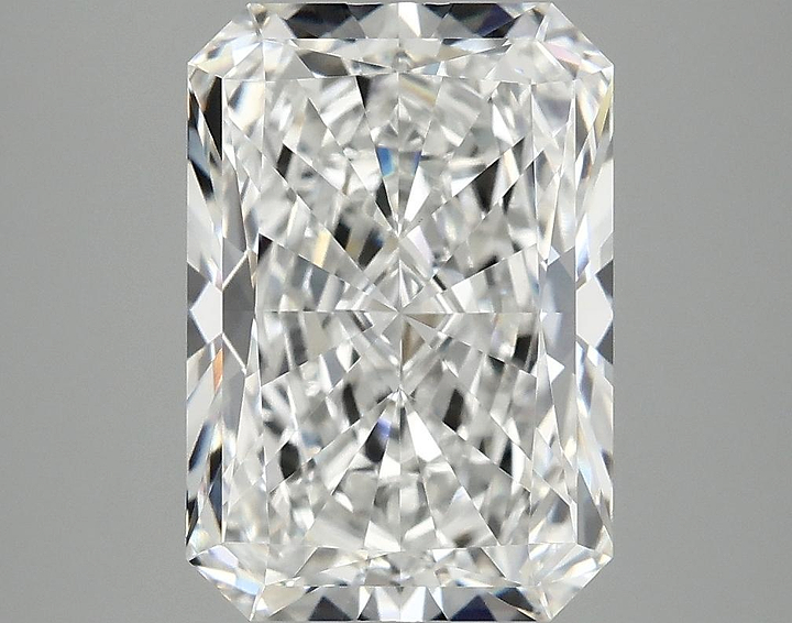 4.17 Carat Radiant Shaped Ideal Cut VS1 IGI Certified Lab Grown Diamond