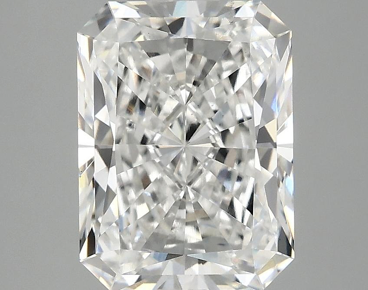 3.04 Carat Radiant Shaped Excellent Cut VS1 IGI Certified Lab Grown Diamond