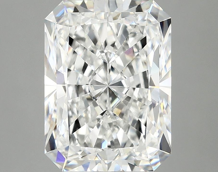 4.05 Carat Radiant Shaped Excellent Cut VS1 IGI Certified Lab Grown Diamond