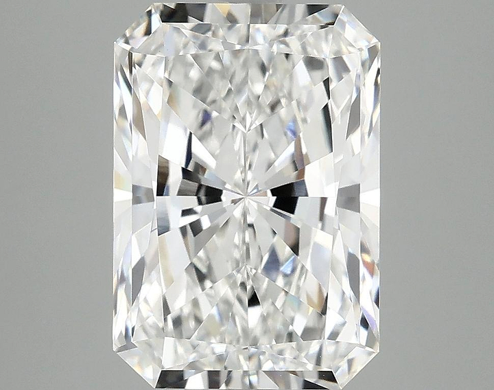 4.07 Carat Radiant Shaped Ideal Cut VVS2 IGI Certified Lab Grown Diamond