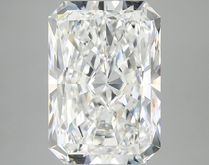 9.01 Carat Radiant Shaped Ideal Cut VS2 IGI Certified Lab Grown Diamond