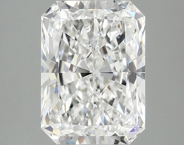 2.56 Carat Radiant Shaped Excellent Cut VVS2 IGI Certified Lab Grown Diamond