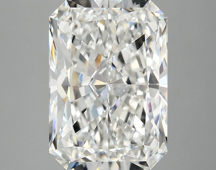 4.02 Carat Radiant Shaped Ideal Cut VVS2 IGI Certified Lab Grown Diamond