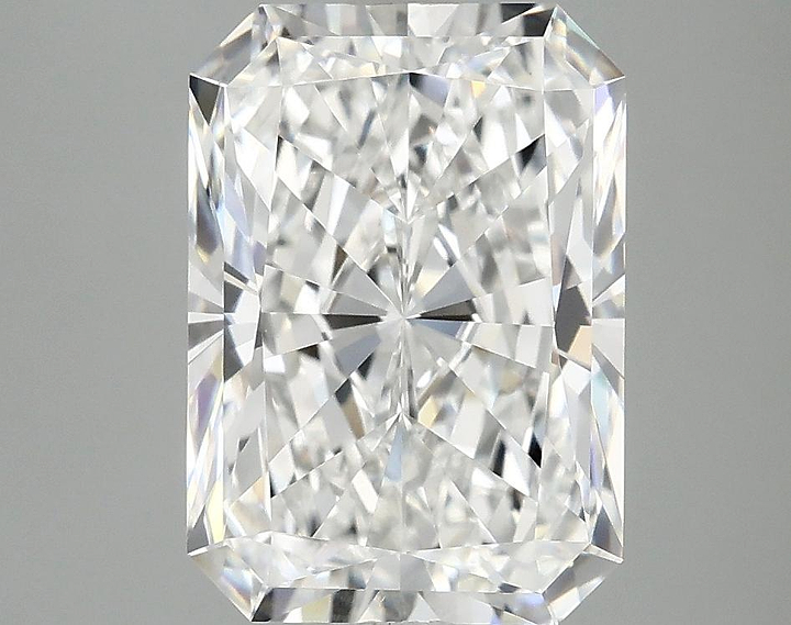 4.01 Carat Radiant Shaped Ideal Cut VS1 IGI Certified Lab Grown Diamond