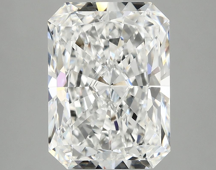 4.97 Carat Radiant Shaped Excellent Cut VVS2 IGI Certified Lab Grown Diamond