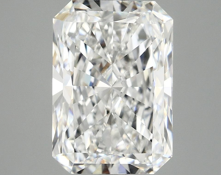 3.83 Carat Radiant Shaped Ideal Cut VVS2 IGI Certified Lab Grown Diamond