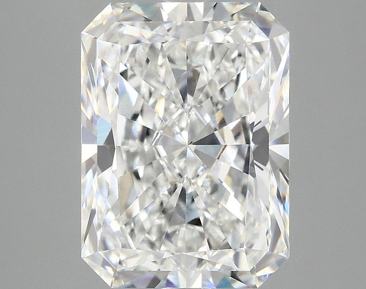 3.83 Carat Radiant Shaped Excellent Cut VS1 IGI Certified Lab Grown Diamond