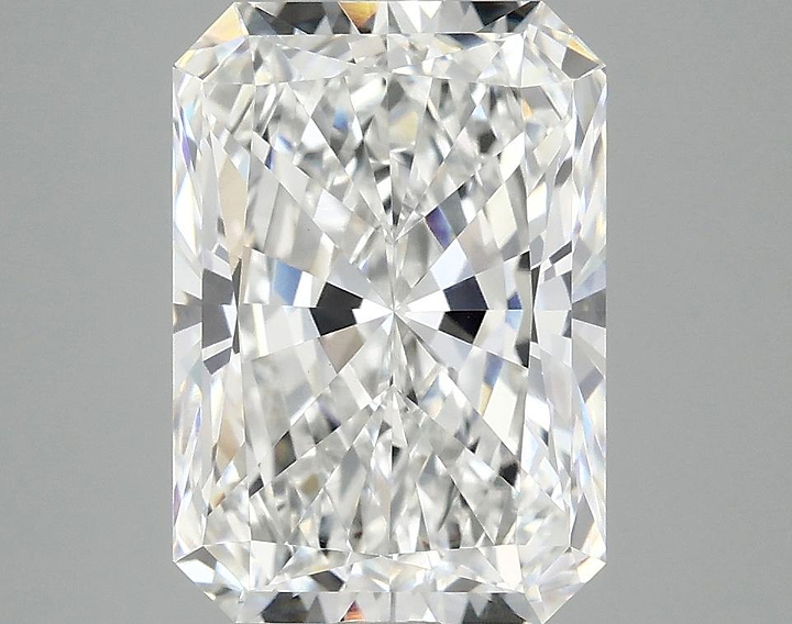 3.96 Carat Radiant Shaped Ideal Cut VVS2 IGI Certified Lab Grown Diamond