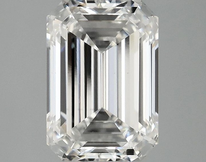 3.09 Carat Emerald Shaped Ideal Cut VS1 IGI Certified Lab Grown Diamond