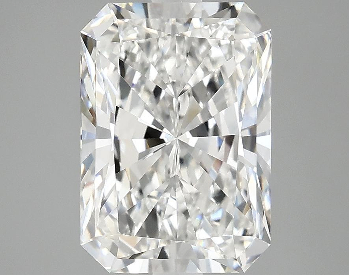 2.94 Carat Radiant Shaped Ideal Cut VVS2 IGI Certified Lab Grown Diamond