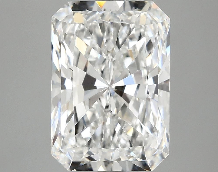 4.07 Carat Radiant Shaped Ideal Cut VS1 IGI Certified Lab Grown Diamond