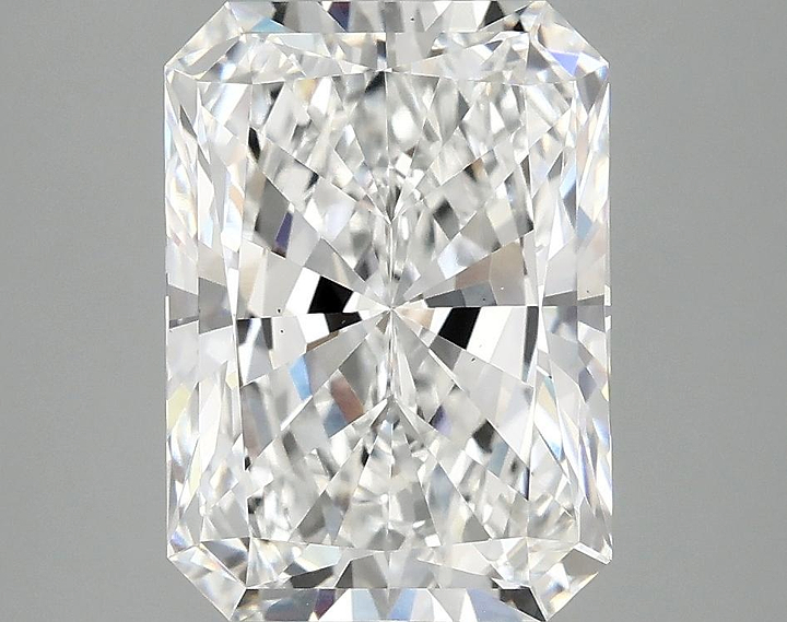 3.85 Carat Radiant Shaped Ideal Cut VS1 IGI Certified Lab Grown Diamond