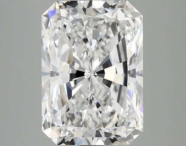 4.18 Carat Radiant Shaped Ideal Cut VVS2 IGI Certified Lab Grown Diamond