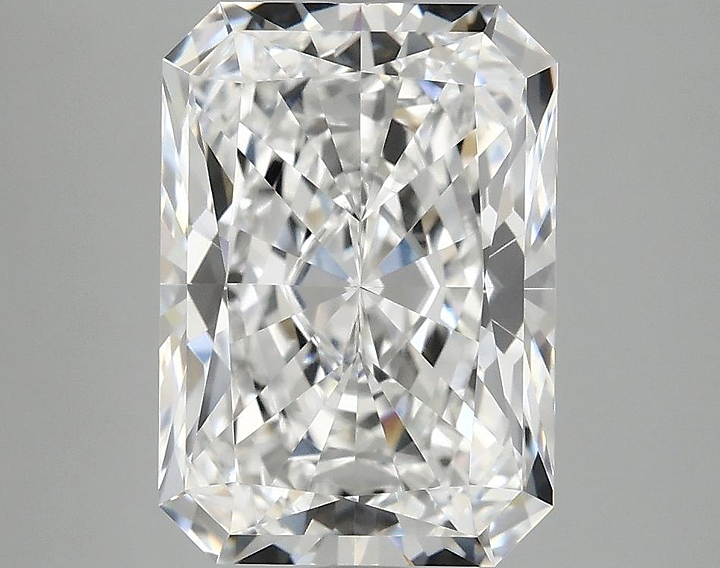 3.88 Carat Radiant Shaped Ideal Cut VVS2 IGI Certified Lab Grown Diamond