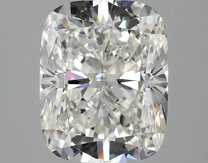 2.5 Carat Cushion Shaped Excellent Cut VS1 IGI Certified Lab Grown Diamond