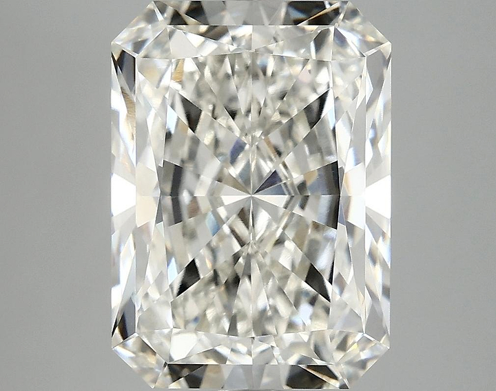 4.72 Carat Radiant Shaped Excellent Cut VVS2 IGI Certified Lab Grown Diamond