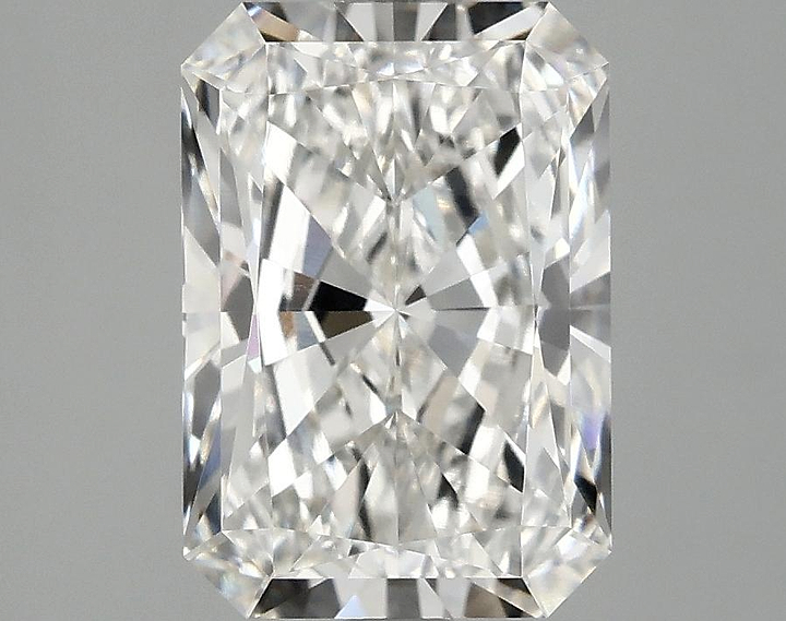 3.04 Carat Radiant Shaped Ideal Cut VVS2 IGI Certified Lab Grown Diamond
