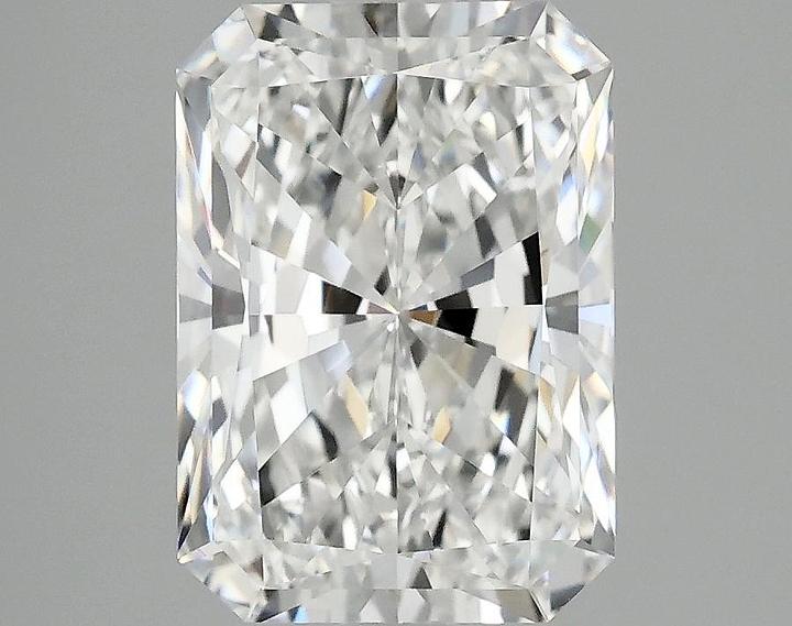 3.03 Carat Radiant Shaped Ideal Cut VVS2 IGI Certified Lab Grown Diamond