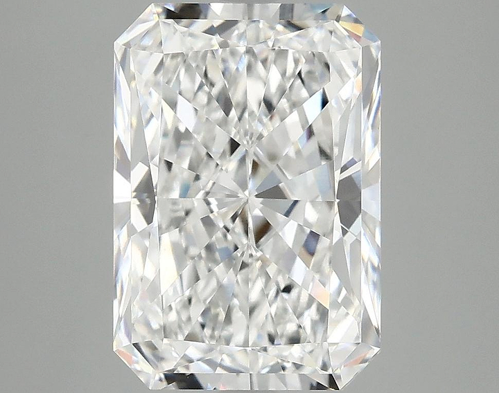 3.96 Carat Radiant Shaped Ideal Cut VVS2 IGI Certified Lab Grown Diamond