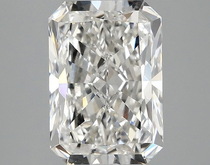 3.05 Carat Radiant Shaped Ideal Cut VVS2 IGI Certified Lab Grown Diamond