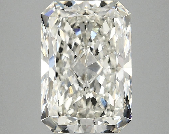 4.07 Carat Radiant Shaped Ideal Cut VVS2 IGI Certified Lab Grown Diamond