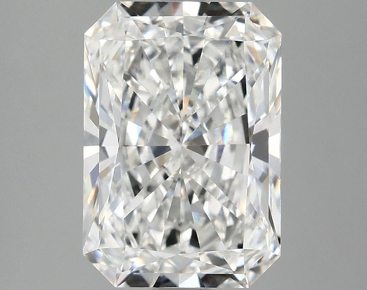 3.07 Carat Radiant Shaped Ideal Cut VVS2 IGI Certified Lab Grown Diamond