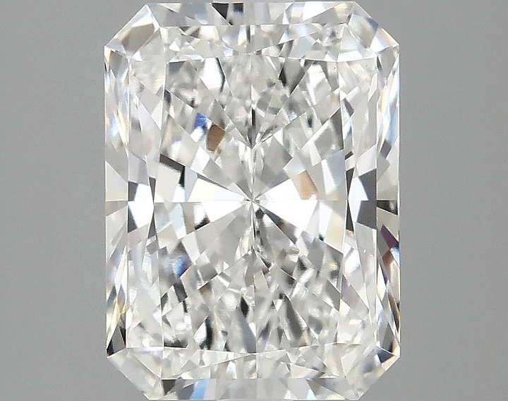 2.99 Carat Radiant Shaped Excellent Cut VS1 IGI Certified Lab Grown Diamond