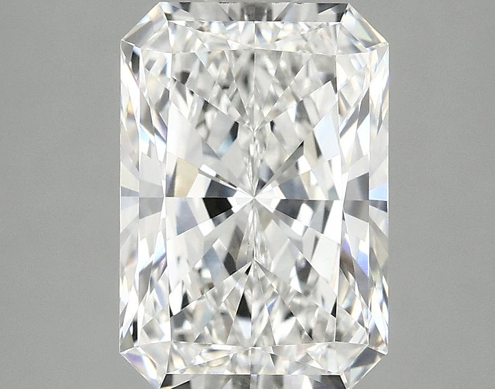 3.05 Carat Radiant Shaped Ideal Cut VVS2 IGI Certified Lab Grown Diamond