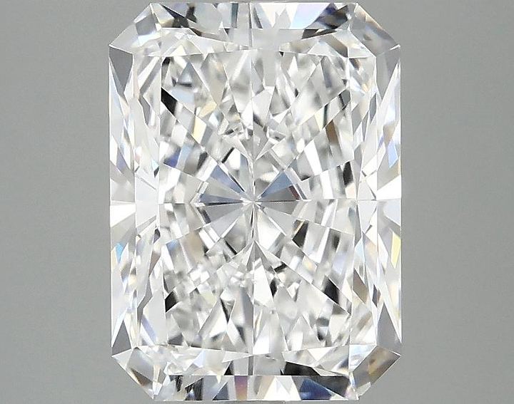 3.08 Carat Radiant Shaped Excellent Cut VVS2 IGI Certified Lab Grown Diamond