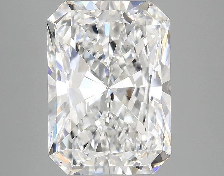 4.29 Carat Radiant Shaped Ideal Cut VVS2 IGI Certified Lab Grown Diamond