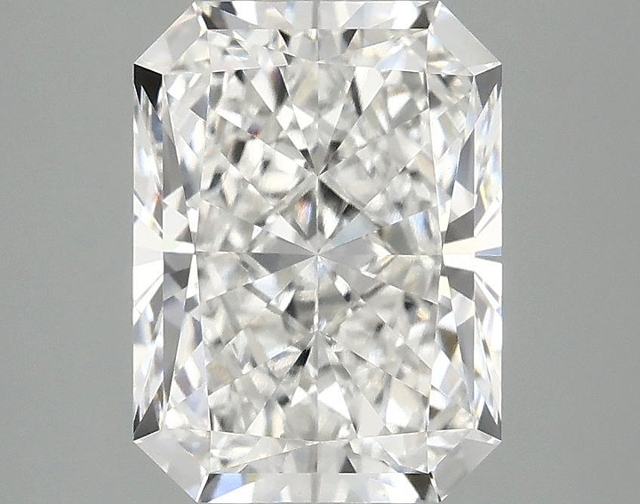 3.0 Carat Radiant Shaped Excellent Cut VVS2 IGI Certified Lab Grown Diamond